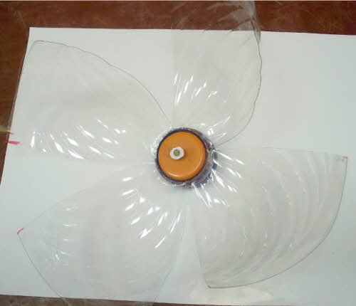 podelki-iz-plastikovyh-probok-foto555